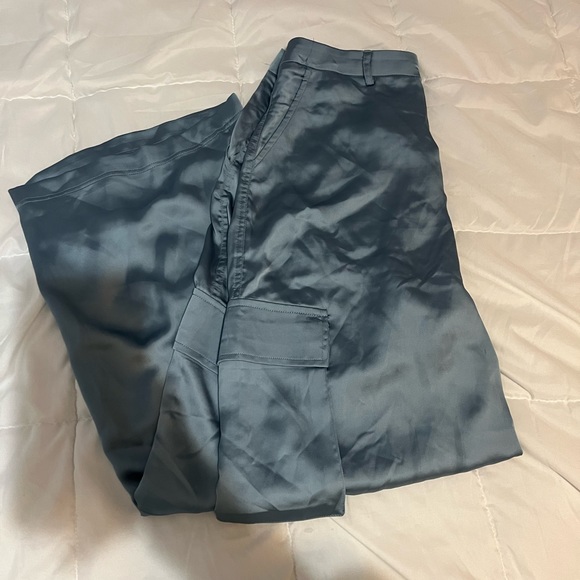 Princess polly satin pants - Picture 2 of 5